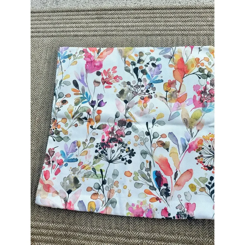 Pink floral pillow cover 18x18” watercolor pattern new zippered throw decor art